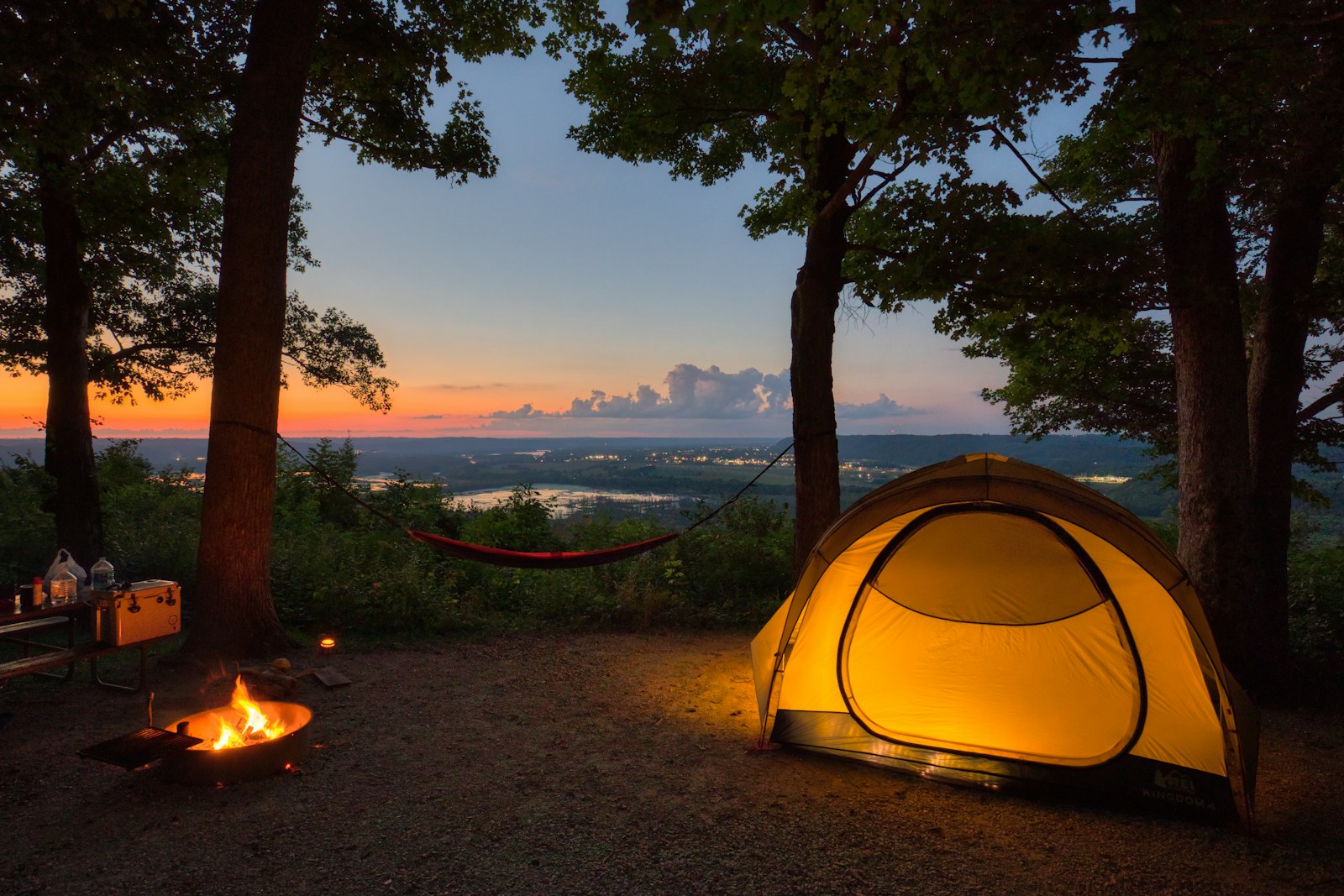 Camping Safety Tips: Dealing with Wildlife and Insects